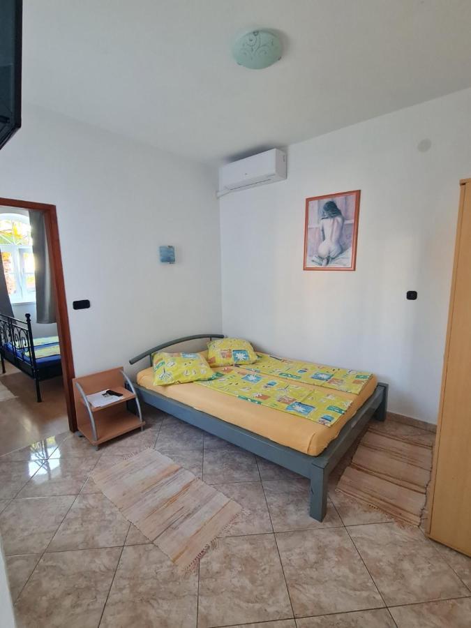Apartment Fabic بوريتش المظهر الخارجي الصورة